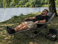 Składane krzesło wędkarskie z regulowanym oparciem i miękkim materacem – leżak ogrodowy - 2