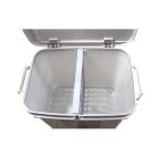 Kosz do segregacji odpadów na kółkach.